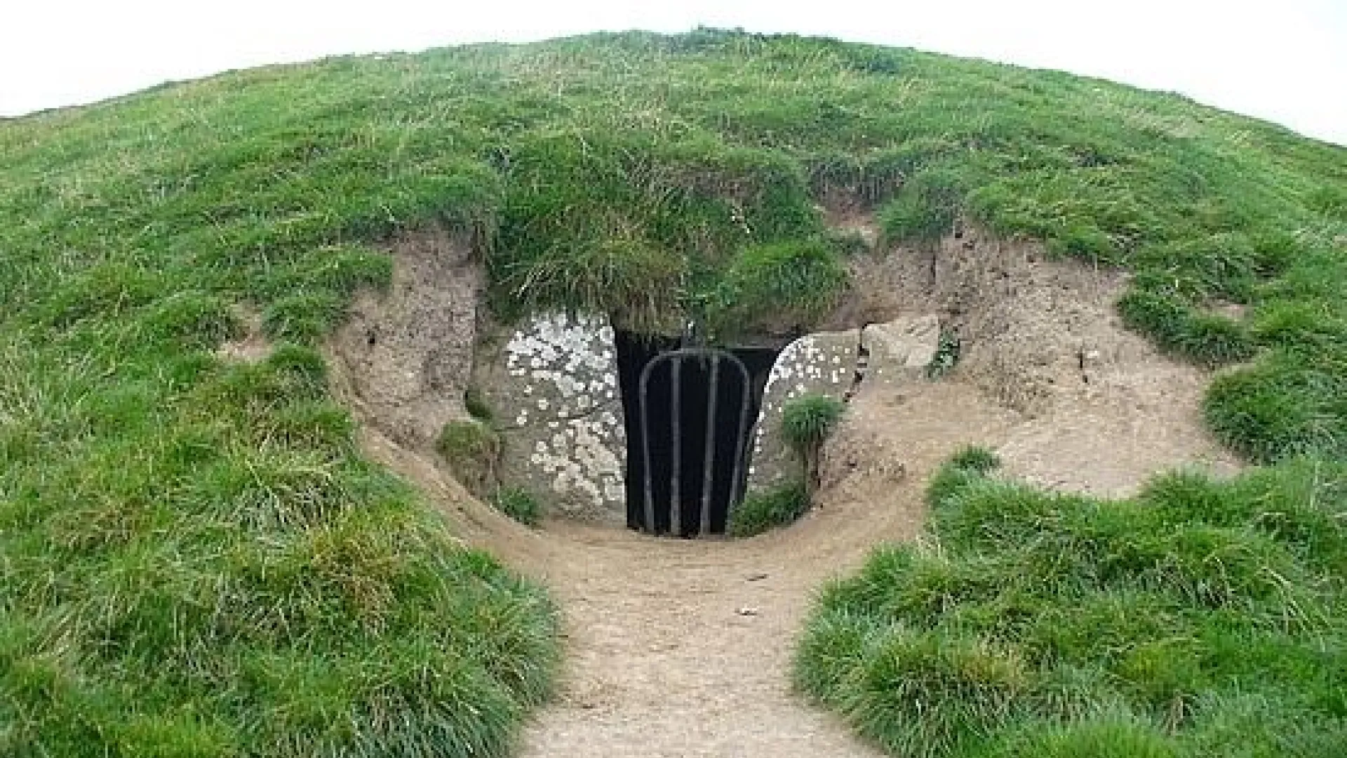 mound-of-the-hostages.jpg